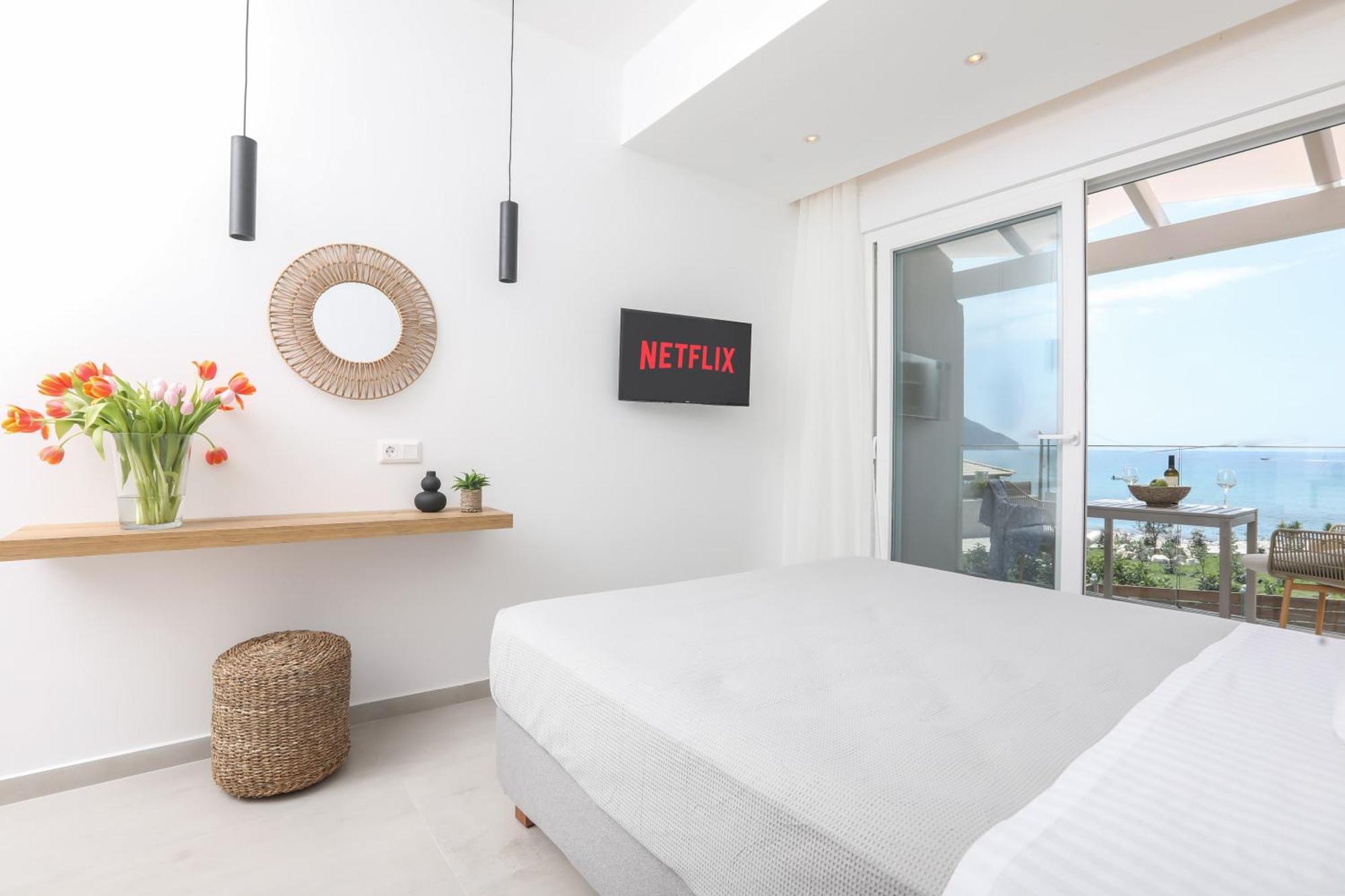 Magdachris Luxury Rooms Agios Georgios Pagon Eksteriør bilde