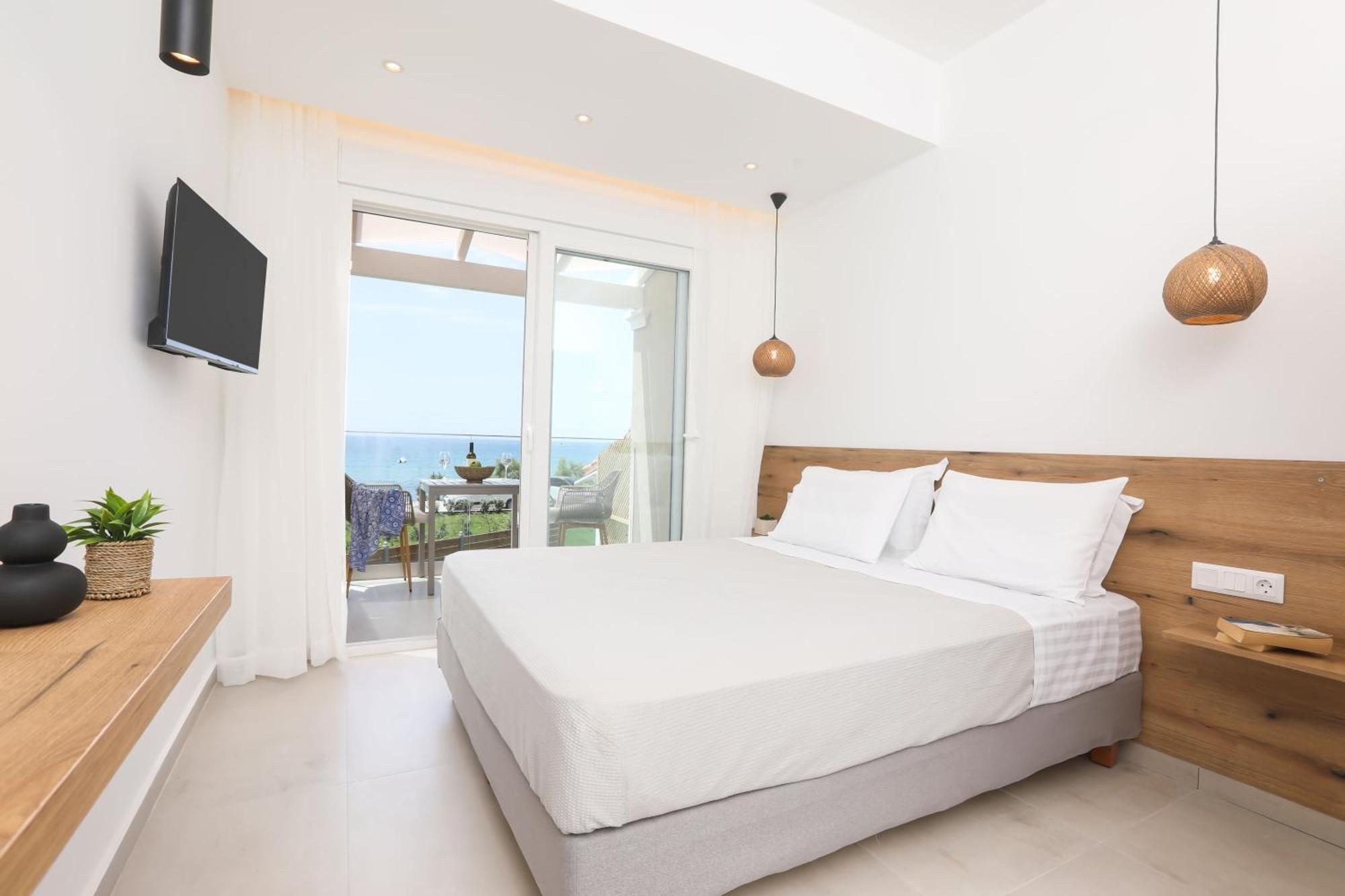 Magdachris Luxury Rooms Agios Georgios Pagon Eksteriør bilde